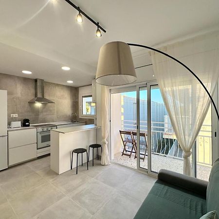 Sea Views Sanatori Beach, Barcelona Calafell Ngoại thất bức ảnh